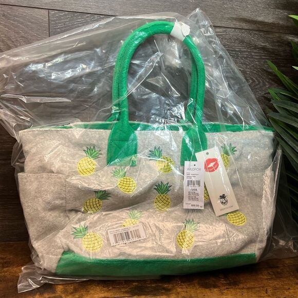 Wildfox Pineapple Tote Bag Green and Gray. NWT! - Picture 4 of 8